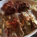 食事処どん呑 - ♪たっぷりのニンニクチップに塩ベースのタレ…