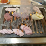 スタミナ苑 - ミックスホルモン