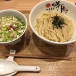 中華蕎麦 時雨 伊勢佐木長者町本店 - 青唐辛子酸辣雉つけ蕎麦