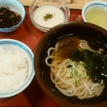 名古屋あじま食堂 - かけうどん、ひじき、とろろ、ミニライス　548円