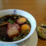 日本橋たいめいけん - 濃い口のラーメンです