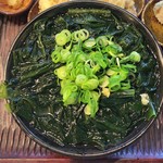 うどん 丸香 - 総天然わかめうどん（冷）