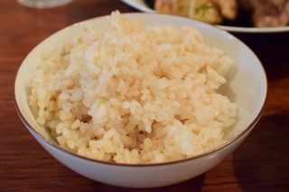 Aunt MIMI - 【赤魚のから揚げ アオサ海苔餡掛け@税込1,080円】お米は、胚芽米をチョイス。他に玄米をセレクト可。