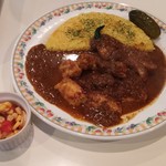 カレーの店 マボロシ - チキンカレー＋ピクルス