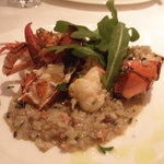 トラットリア スペランツァ エッセ - オマールエビの香​草ロースト　十五穀米​のリゾット添え