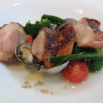 エルムガーデン - 青森産阿部鶏の香り焼きと魚介の出汁醤油