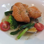 エルムガーデン - 時鮭の柚子味焼きと魚介の出汁スープ