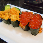 春駒 - こぼれんばかりのウニとイクラ！　２貫３００円