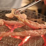 肉とチーズ 韓国料理 トリノマ - せせり