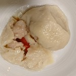 福来魚 - トマトの水餃子 中身をチラッと(^^)