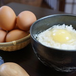 Aburiyaki Toriko - 塩で食べる卵かけご飯。美味しいとの声頂いています。