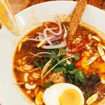 スパイスラーメン 点と線. - 