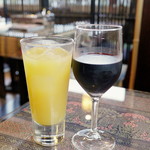 キンカーオ - マンゴージュースと　赤ワイン
