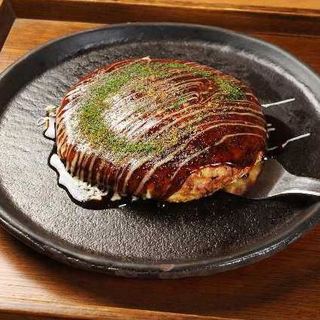 A masterpiece created by a chef with a French cuisine background. “Kyoto Okonomiyaki” is a must-try!