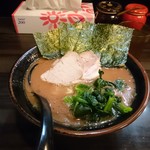 横浜家系らーめん 武術家 - 平成30年3月19日再訪問のデフォルトラーメン税込680円