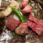 炭火焼肉トラジ - 