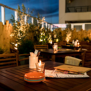 The best terrace seating with carefully selected plantings! Beer Garden too♪