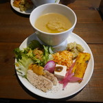 ねき - キャベツのスープ玄米のワンプレートランチ