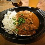 チョーチン - 14種のスパイスを使ったチキンカレー