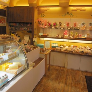 パティスリー モア_2