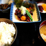 郷土料理とお食事処 赤富士 - 
