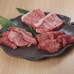 Oishii Onikuno Mise Yamano - 厳選された至高の肉たち