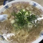 Hacchan Ramen - ワンタンラーメン