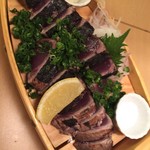 熟成魚と日本酒と藁焼き 中権丸 - 藁焼きかつおのたたき