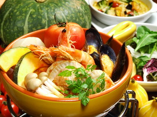 Chikori - 名物！海の幸とたっぷり野菜のトマト鍋