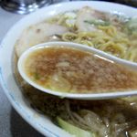 中華 めんきち - スープ