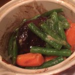 牛ほほ肉の赤ワイン煮込み