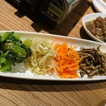 プサンアジメ - ②5種のナムルの盛り合わせ