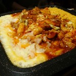 プサンアジメ - 左がモッツァレラチーズ、右がチェダーチーズです(18-03)