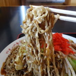 やまとや - 焼きそばの麺、米沢中華そば用の中華麺を使用