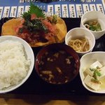 魚河岸おに平 - まぐろ上中落ち定食　850円