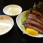 焼肉無印 - ネギとレモンダレもセットです♪