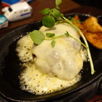 Revo - 黒毛和牛ハンバーグステーキwithチーズ