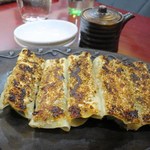 純中国伝統料理四川料理 芊品香 - 芊品香手作りゴマ棒餃子