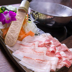 沖縄とんかつ食堂しまぶた屋 久茂地店