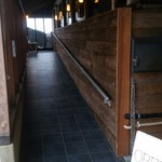 タロカフェ - 左側スロープ