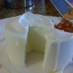 タロカフェ - ケーキカットして撮影