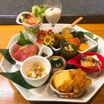 カジュアル和食と地酒しおさか - 