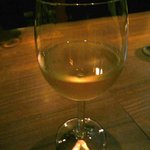 チーズ&ワイン mu-ku - スペインワイン　グラス550円