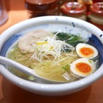 俺流塩らーめん - 料理写真:俺流塩らーめん