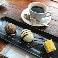 バル デ エスパーニャ ムイ 東京店 - 
