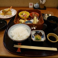 はし本 - 旬菜弁当