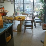 エル プランタン - イートインコーナー？この日はやってなかったです