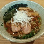 布引ラーメン - 料理写真:くま笹麺