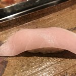 稲城 ヨロシク寿司 - メカジキ