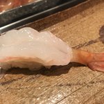 稲城 ヨロシク寿司 - ボタンエビ